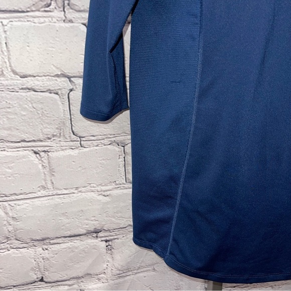 Under armour athletic top small - Picture 4 of 4